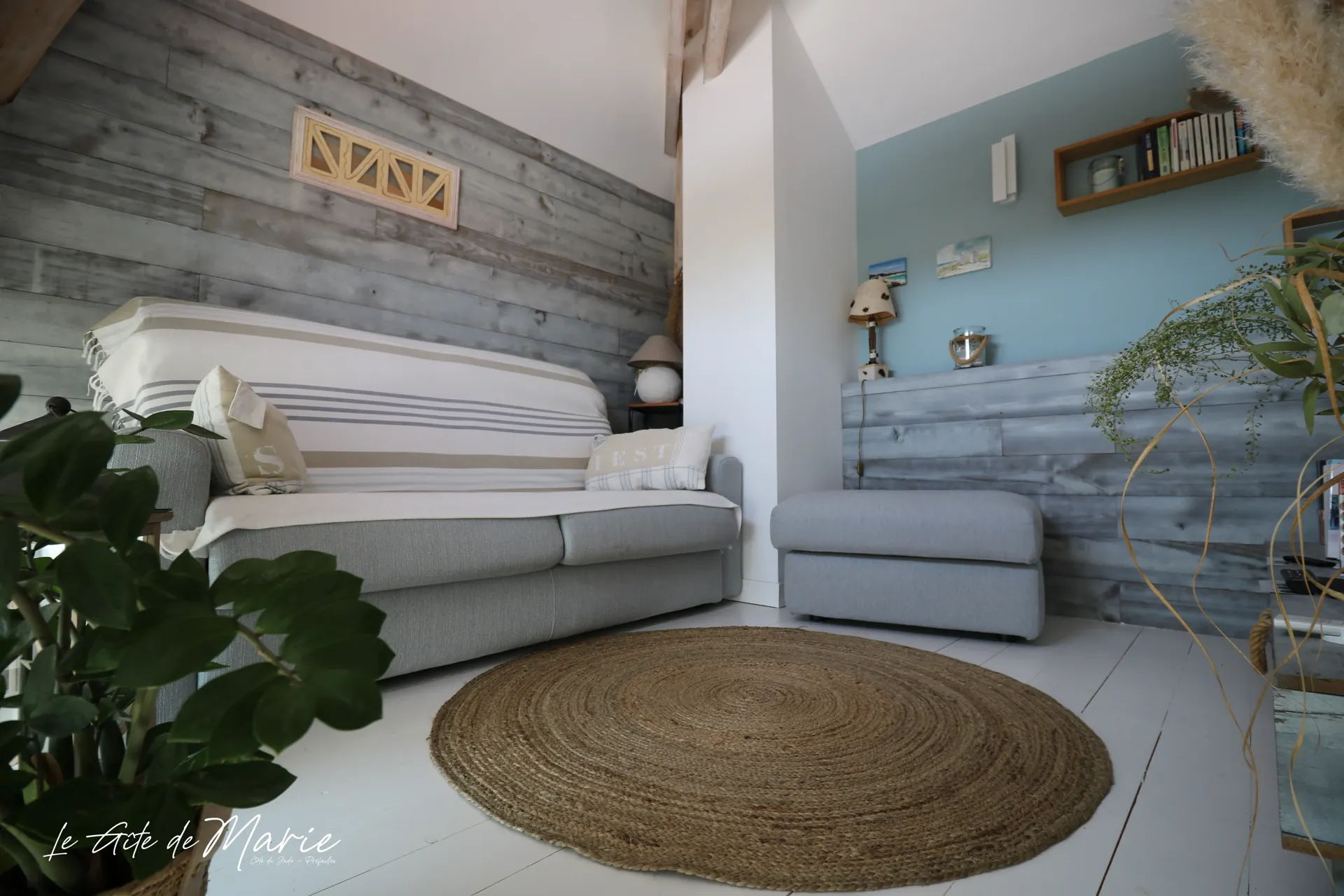 Salon TV étage vue 2